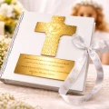 BIBLIA W PUDEŁKU Pamiątka Pierwszej Komunii Świętej PREZENT NA KOMUNIĘ 48 stron