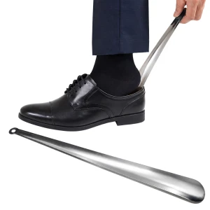 Łyżka do butów metalowa 45 cm stalowa mocna długa do zakładania obuwia