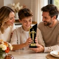 GRAP-067-OSCAR-CHL   PREZENT NAGRODA Statuetka na Dzień Chłopaka DLA KOLEGI DZIEWCZYNY imieniem (2).png