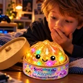 SQUISHY DUMPLING GNIOTEK PIERÓG ZABAWKA Z IMIENIEM BROKAT PIEROŻEK ŚWIECĄCY