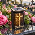 GRA-063-SMF-12LED   Znicz solarny na grób LED z krzyżem Pamiętamy lampion cmentarny (7).png
