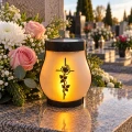 ZNICZ SOLARNY LED LAMPION NA GRÓB STATUETKA NA CMENTARZ RÓŻA KRZYŻ NAGROBNY (13).png