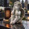 Znicz Aniołek na grób z lampką solarną LED figurka nagrobna duży