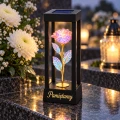 LAS-348-RÓŻA     Znicz solarny na grób LED wieczna róża Pamiętamy czarny lampion 27 cm (13).png