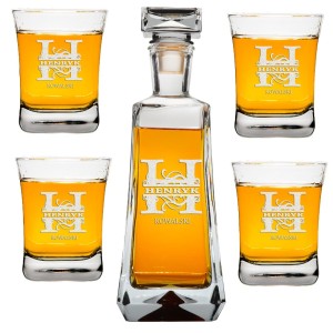 KARAFKA Z GRAWEREM 4 SZKLANKI Z GRAWEREM DO WHISKY