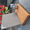 SOLARNY ZNICZ LED STATUETKA NA CMENTARZ GRÓB DUŻA DĄB