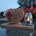 SOLARNY ZNICZ LED STATUETKA NA CMENTARZ GRÓB DUŻA