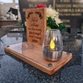 SOLARNY ZNICZ LED STATUETKA NA CMENTARZ GRÓB DUŻA DĄB