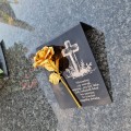 GRAWEROWANY ZNICZ Podstawka na cmentarz dekoracja na grób WIECZNA RÓŻA