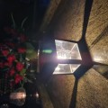 ZNICZ SOLARNY LED LAMPION NA GRÓB STATUETKA NA CMENTARZ Z KRZYŻEM