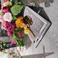 DEKORACJA na grób GRAWEROWANY ZNICZ podstawka na cmentarz RÓŻA DLA MĘŻA