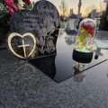 DEKORACJA na grób GRAWEROWANY ZNICZ podstawka na cmentarz RÓŻA DLA MAMY