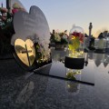 DEKORACJA na grób GRAWEROWANY ZNICZ podstawka na cmentarz RÓŻA DLA DZIADKÓW