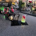 DEKORACJA na grób GRAWEROWANY ZNICZ podstawka na cmentarz RÓŻA DLA DZIADKÓW