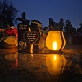 WIECZNY ZNICZ SOLARNY Statuetka dla RODZICÓW na Grób Wszystkich Świętych LED