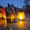 WIECZNY ZNICZ SOLARNY Statuetka dla MĘŻA na Grób Wszystkich Świętych LED