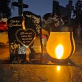 WIECZNY ZNICZ SOLARNY Statuetka dla DZIADKÓW na Grób Wszystkich Świętych LED