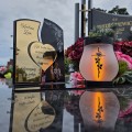 WIECZNY ZNICZ SOLARNY Statuetka dla ŻONY na Grób Wszystkich Świętych LED