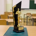 STATUETKA DLA NAUCZYCIELA na Dzień Nauczyciela  prezent zakończenie roku