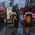 WIECZNY ZNICZ SOLARNY Statuetka dla MĘŻA na Grób Wszystkich Świętych LED