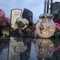 WIECZNY ZNICZ SOLARNY Statuetka dla RODZICÓW na Grób Wszystkich Świętych