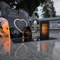 WIECZNY ZNICZ SOLARNY Statuetka dla DZIADKÓW na Grób Wszystkich Świętych LED