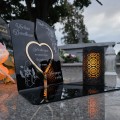 WIECZNY ZNICZ SOLARNY Statuetka dla DZIADKÓW na Grób Wszystkich Świętych LED