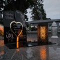 WIECZNY ZNICZ SOLARNY Statuetka dla RODZICÓW na Grób Wszystkich Świętych