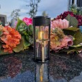 ZNICZ SOLARNY LED LAMPION NA GRÓB STATUETKA NA CMENTARZ Z KRZYŻEM