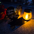 ZNICZ SOLARNY DLA RODZICÓW LED NA GRÓB CMENTARZ SERCE NOWOSCI LAMPKA PŁOMIEŃ