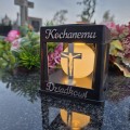 ZNICZ SOLARNY LED LAMPION NA GRÓB STATUETKA NA CMENTARZ Z KRZYŻEM