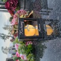 ZNICZ SOLARNY LED LAMPION NA GRÓB STATUETKA NA CMENTARZ Z KRZYŻEM