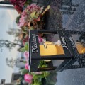 ZNICZ SOLARNY LED LAMPION NA GRÓB STATUETKA NA CMENTARZ Z KRZYŻEM