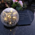 Znicz solarny LED z kulą  STATUETKA NA GRÓB wieczny lampion szkło akryl