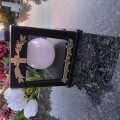 ZNICZ SOLARNY LED LAMPION NA GRÓB STATUETKA NA CMENTARZ Z KRZYŻEM