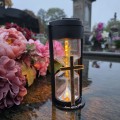 ZNICZ SOLARNY LED LAMPION NA GRÓB STATUETKA NA CMENTARZ Z KRZYŻEM