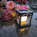 ZNICZ SOLARNY LED LAMPION NA GRÓB STATUETKA NA CMENTARZ Z KRZYŻEM