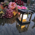 ZNICZ SOLARNY LED LAMPION NA GRÓB STATUETKA NA CMENTARZ Z KRZYŻEM