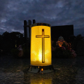 ZNICZ SOLARNY LED LAMPION NA GRÓB STATUETKA NA CMENTARZ KRZYŻ NOWOSCI ZŁOTY