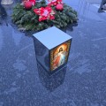 Znicz LED Jezus Miłosierny witraż lampion na grób cmentarz dekoracyjny duży