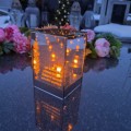 ZNICZ LED LAMPION na GRÓB cmentarz efekt nieskończonego ognia CYTAT GOŹDZIK