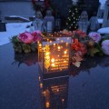 ZNICZ LED LAMPION na GRÓB cmentarz efekt nieskończonego ognia CYTAT GOŹDZIK