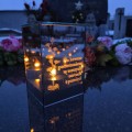 Ekskluzywny ZNICZ LED z cytatem pamięci LUSTRO WENECKIE nieskończony ogień