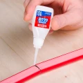 BŁYSKAWICZNY KLEJ SUPER GLUE SZYBKI MOCNY STRONG UNIWERSALNY 10g