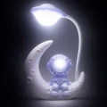 Lampka nocna Astronauta LED dla dzieci do pokoju na biurko USB